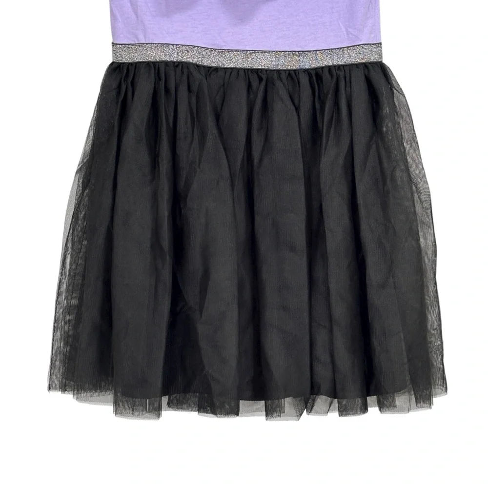 Disney pictures items black